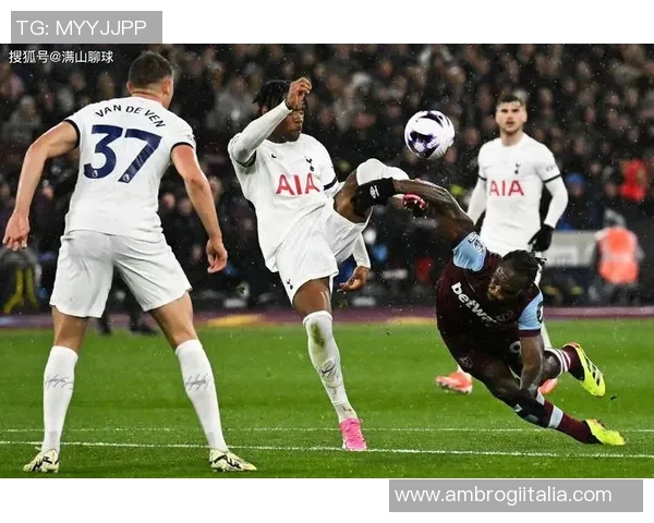 英超激战曼联对阵热刺精彩录像回顾与赛后分析